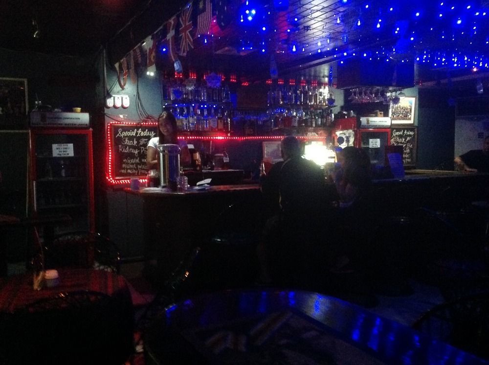 The Southern Cross Hotel Манила Экстерьер фото