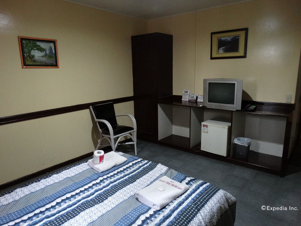 The Southern Cross Hotel Манила Экстерьер фото